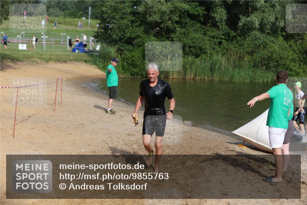 21.06.2026 - 29. Vierlanden-Triathlon Andreas Tolksdorf http://msf.ph/oto/9855763 21.06.2026 08:53:46 Schwimmen 122, 124, 126 meine-sportfotos.de