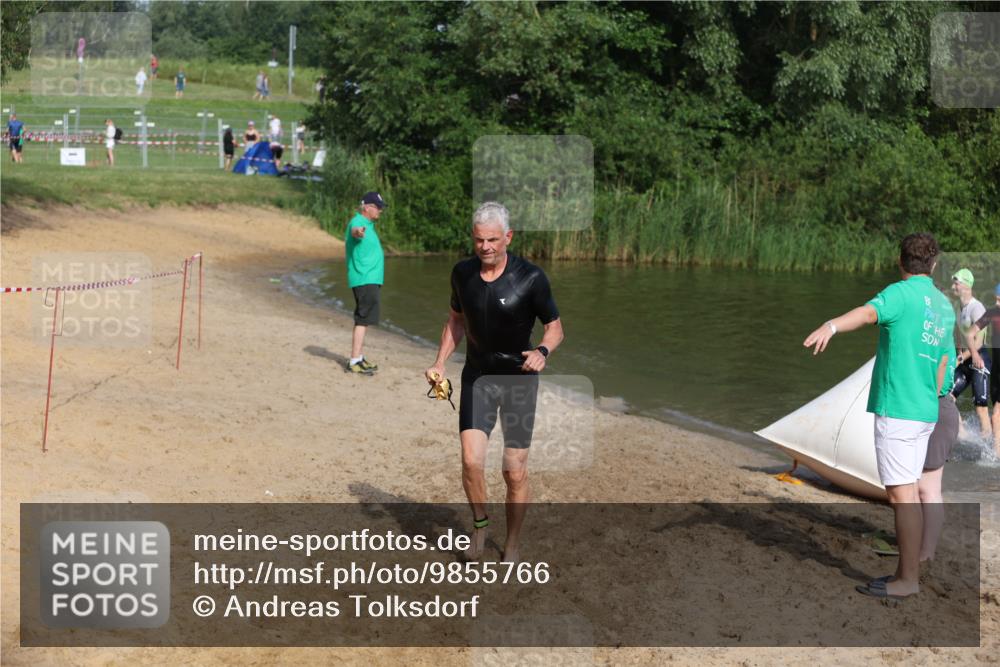21.06.2026 - 29. Vierlanden-Triathlon Andreas Tolksdorf http://msf.ph/oto/9855766 21.06.2026 08:53:46 Schwimmen 122, 124, 126 meine-sportfotos.de