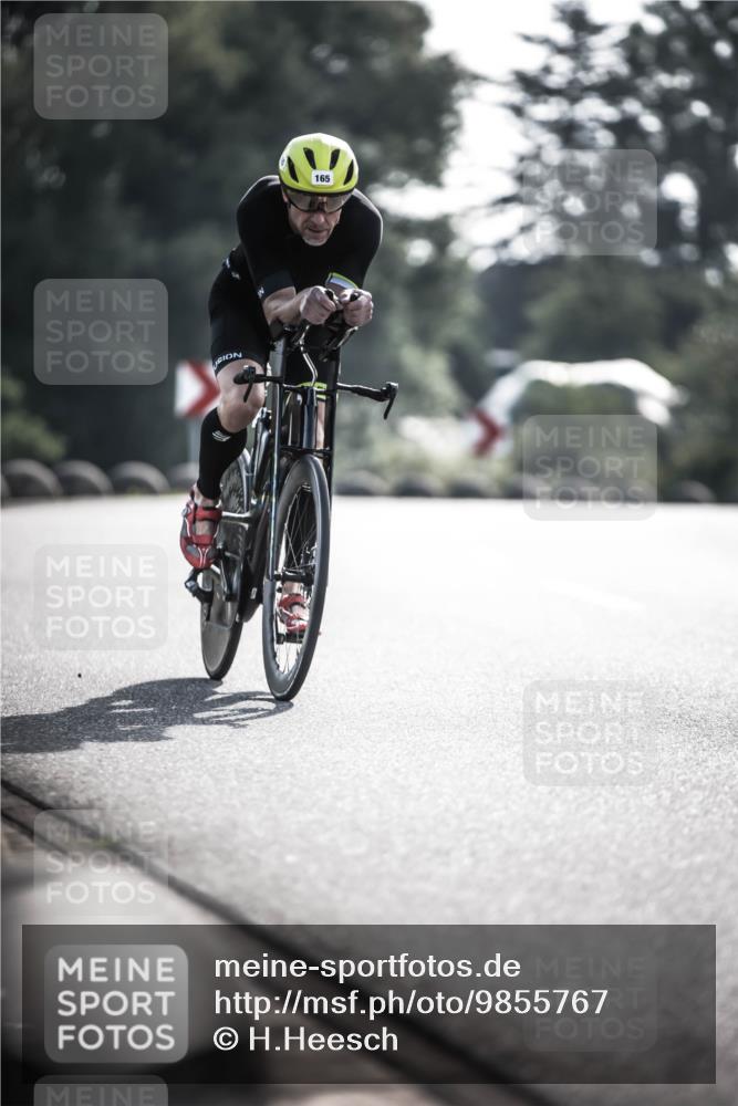 21.06.2026 - 29. Vierlanden-Triathlon H.Heesch http://msf.ph/oto/9855767 21.06.2026 08:55:43 Radfahren 159, 165 meine-sportfotos.de