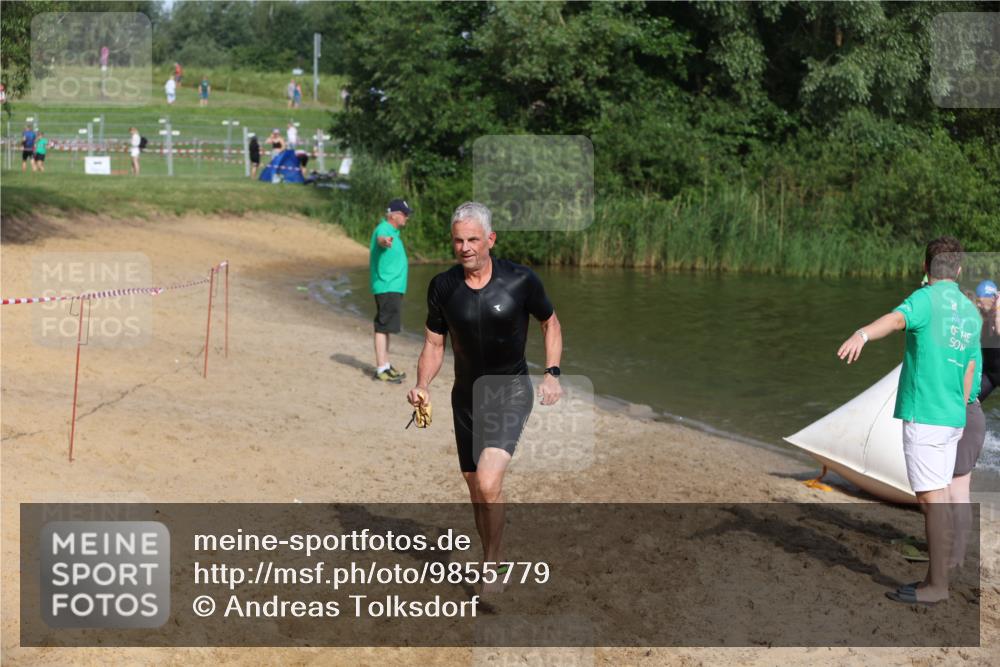21.06.2026 - 29. Vierlanden-Triathlon Andreas Tolksdorf http://msf.ph/oto/9855779 21.06.2026 08:53:46 Schwimmen 122, 124, 126 meine-sportfotos.de