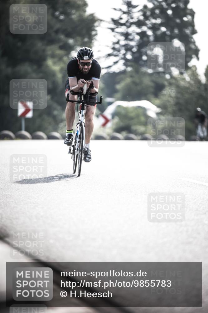 21.06.2026 - 29. Vierlanden-Triathlon H.Heesch http://msf.ph/oto/9855783 21.06.2026 08:55:48 Radfahren 159 meine-sportfotos.de