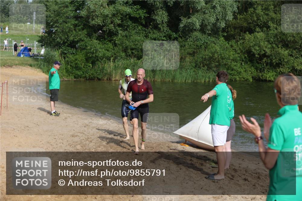 21.06.2026 - 29. Vierlanden-Triathlon Andreas Tolksdorf http://msf.ph/oto/9855791 21.06.2026 08:53:50 Schwimmen 122, 124, 126, 146, 176 meine-sportfotos.de