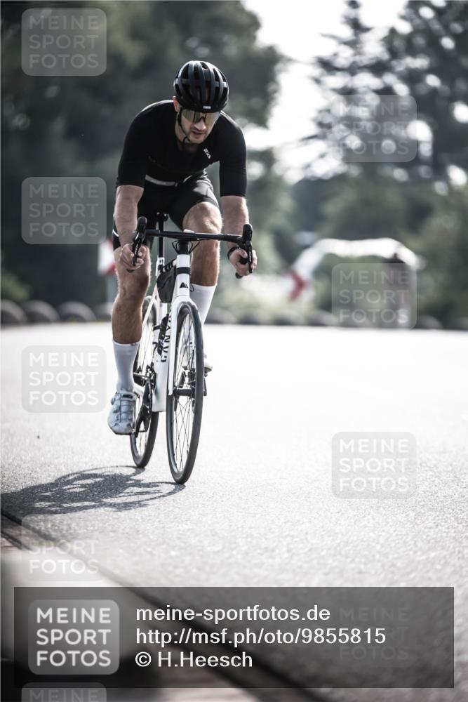 21.06.2026 - 29. Vierlanden-Triathlon H.Heesch http://msf.ph/oto/9855815 21.06.2026 08:55:57 Radfahren 69, 96 meine-sportfotos.de