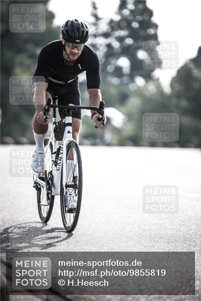 21.06.2026 - 29. Vierlanden-Triathlon H.Heesch http://msf.ph/oto/9855819 21.06.2026 08:55:57 Radfahren 69, 96 meine-sportfotos.de