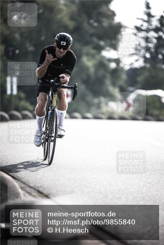 21.06.2026 - 29. Vierlanden-Triathlon H.Heesch http://msf.ph/oto/9855840 21.06.2026 08:56:03 Radfahren 96 meine-sportfotos.de