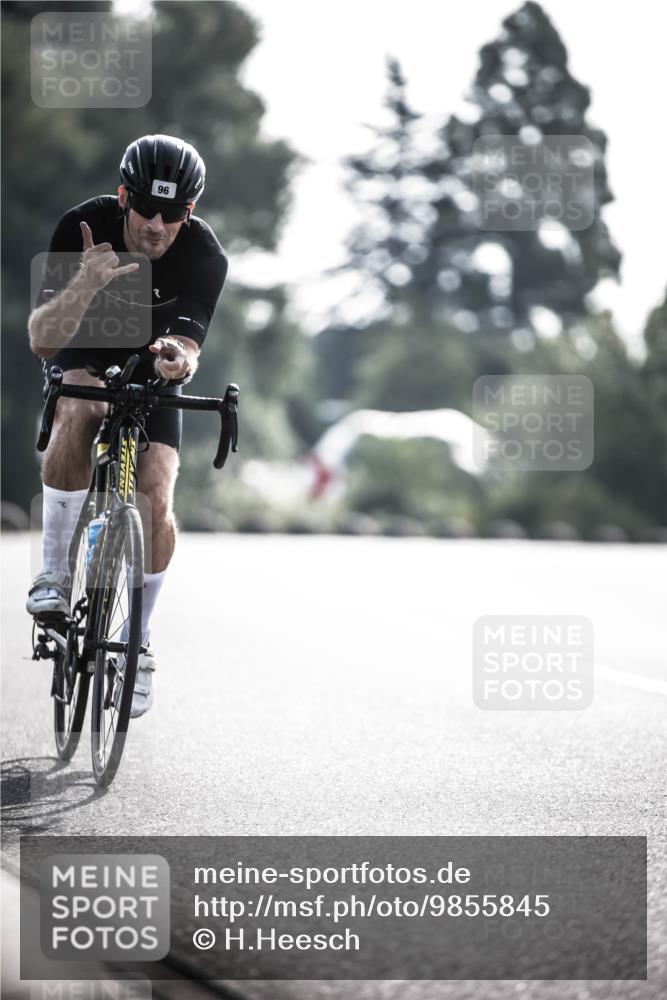 21.06.2026 - 29. Vierlanden-Triathlon H.Heesch http://msf.ph/oto/9855845 21.06.2026 08:56:04 Radfahren 96 meine-sportfotos.de