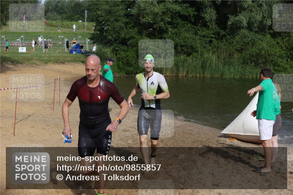 21.06.2026 - 29. Vierlanden-Triathlon Andreas Tolksdorf http://msf.ph/oto/9855857 21.06.2026 08:53:53 Schwimmen 122, 126, 146, 176 meine-sportfotos.de