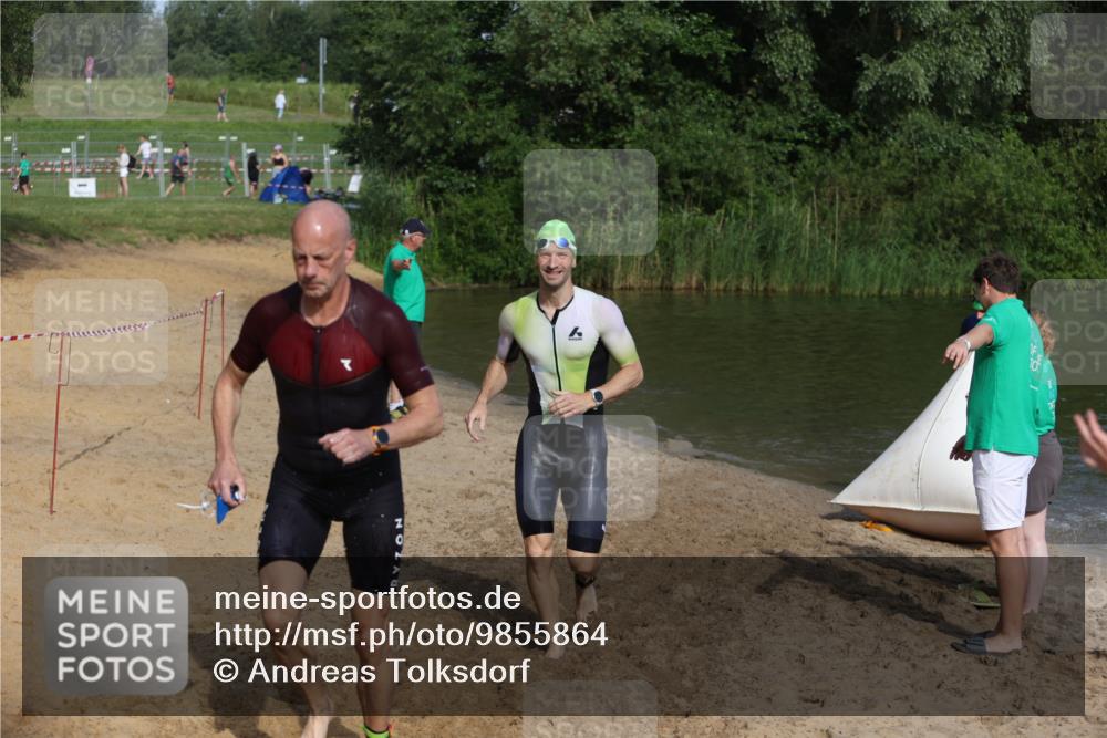 21.06.2026 - 29. Vierlanden-Triathlon Andreas Tolksdorf http://msf.ph/oto/9855864 21.06.2026 08:53:53 Schwimmen 122, 126, 146, 176 meine-sportfotos.de