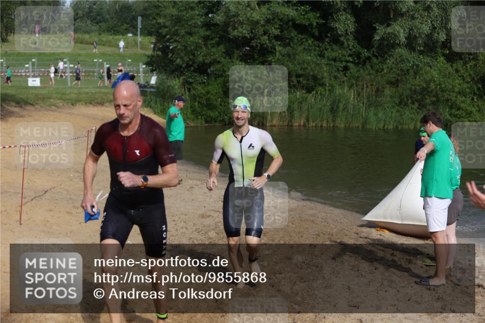 21.06.2026 - 29. Vierlanden-Triathlon Andreas Tolksdorf http://msf.ph/oto/9855868 21.06.2026 08:53:53 Schwimmen 122, 126, 146, 176 meine-sportfotos.de