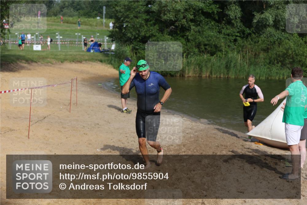 21.06.2026 - 29. Vierlanden-Triathlon Andreas Tolksdorf http://msf.ph/oto/9855904 21.06.2026 08:53:57 Schwimmen 122, 126, 146, 176 meine-sportfotos.de
