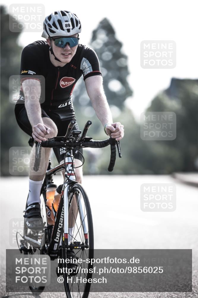 21.06.2026 - 29. Vierlanden-Triathlon H.Heesch http://msf.ph/oto/9856025 21.06.2026 08:57:52 Radfahren 89, 119 meine-sportfotos.de