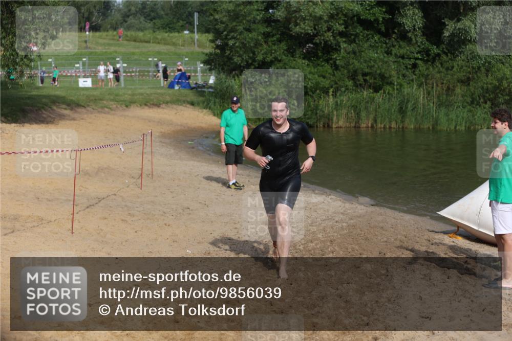21.06.2026 - 29. Vierlanden-Triathlon Andreas Tolksdorf http://msf.ph/oto/9856039 21.06.2026 08:55:01 Schwimmen 19 meine-sportfotos.de