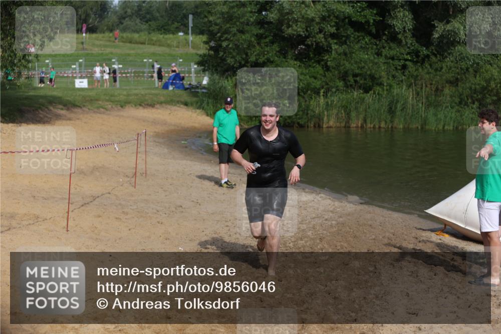 21.06.2026 - 29. Vierlanden-Triathlon Andreas Tolksdorf http://msf.ph/oto/9856046 21.06.2026 08:55:01 Schwimmen 19 meine-sportfotos.de