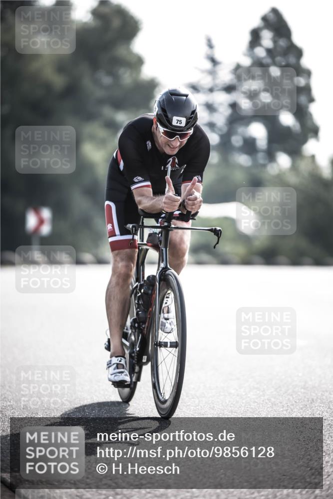 21.06.2026 - 29. Vierlanden-Triathlon H.Heesch http://msf.ph/oto/9856128 21.06.2026 08:58:36 Radfahren 75 meine-sportfotos.de