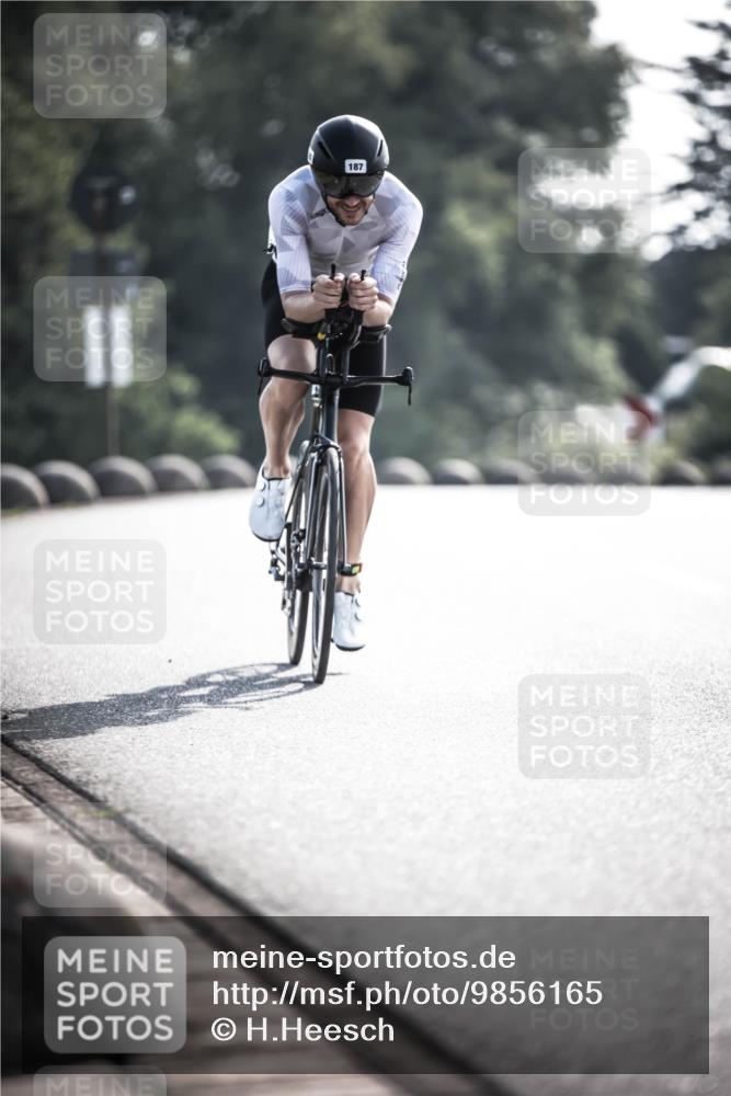 21.06.2026 - 29. Vierlanden-Triathlon H.Heesch http://msf.ph/oto/9856165 21.06.2026 08:58:53 Radfahren 153, 160, 187 meine-sportfotos.de
