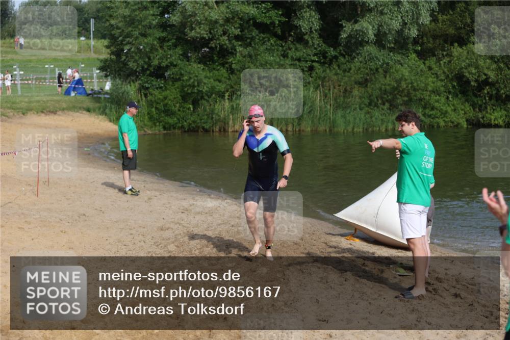 21.06.2026 - 29. Vierlanden-Triathlon Andreas Tolksdorf http://msf.ph/oto/9856167 21.06.2026 08:55:47 Schwimmen 87, 94 meine-sportfotos.de