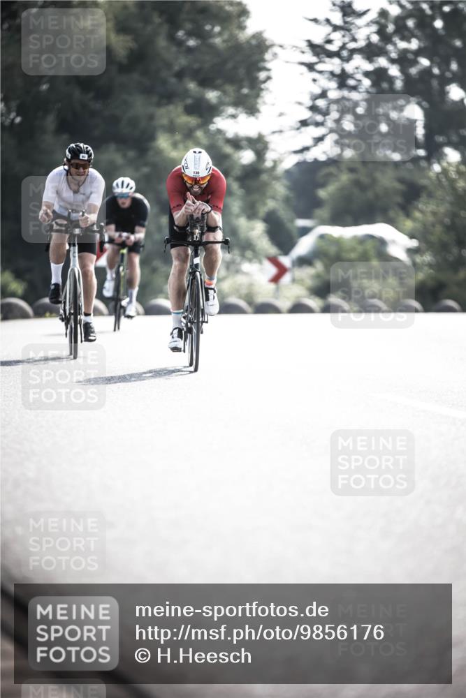 21.06.2026 - 29. Vierlanden-Triathlon H.Heesch http://msf.ph/oto/9856176 21.06.2026 08:59:00 Radfahren 83, 86, 130 meine-sportfotos.de