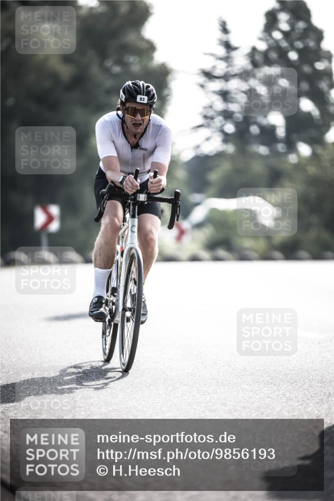 21.06.2026 - 29. Vierlanden-Triathlon H.Heesch http://msf.ph/oto/9856193 21.06.2026 08:59:02 Radfahren 83, 86, 130 meine-sportfotos.de