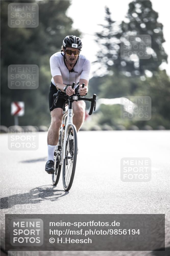 21.06.2026 - 29. Vierlanden-Triathlon H.Heesch http://msf.ph/oto/9856194 21.06.2026 08:59:02 Radfahren 83, 86, 130 meine-sportfotos.de