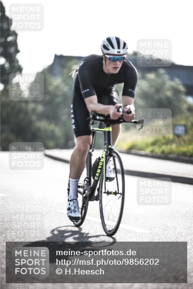 21.06.2026 - 29. Vierlanden-Triathlon H.Heesch http://msf.ph/oto/9856202 21.06.2026 08:59:03 Radfahren 83, 86, 130 meine-sportfotos.de