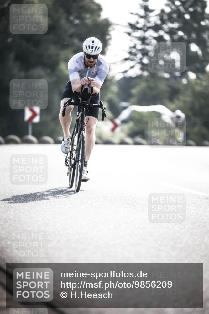 21.06.2026 - 29. Vierlanden-Triathlon H.Heesch http://msf.ph/oto/9856209 21.06.2026 08:59:16 Radfahren 68, 199 meine-sportfotos.de