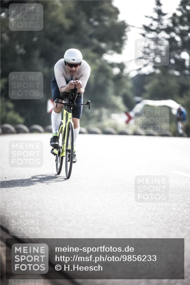 21.06.2026 - 29. Vierlanden-Triathlon H.Heesch http://msf.ph/oto/9856233 21.06.2026 08:59:22 Radfahren 139, 199 meine-sportfotos.de