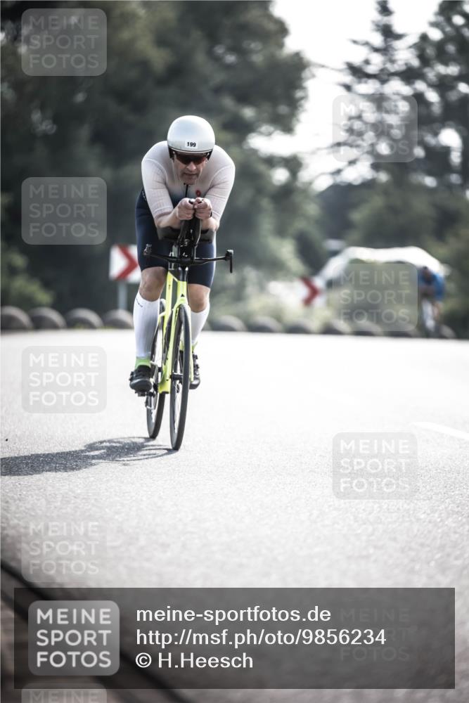 21.06.2026 - 29. Vierlanden-Triathlon H.Heesch http://msf.ph/oto/9856234 21.06.2026 08:59:22 Radfahren 139, 199 meine-sportfotos.de