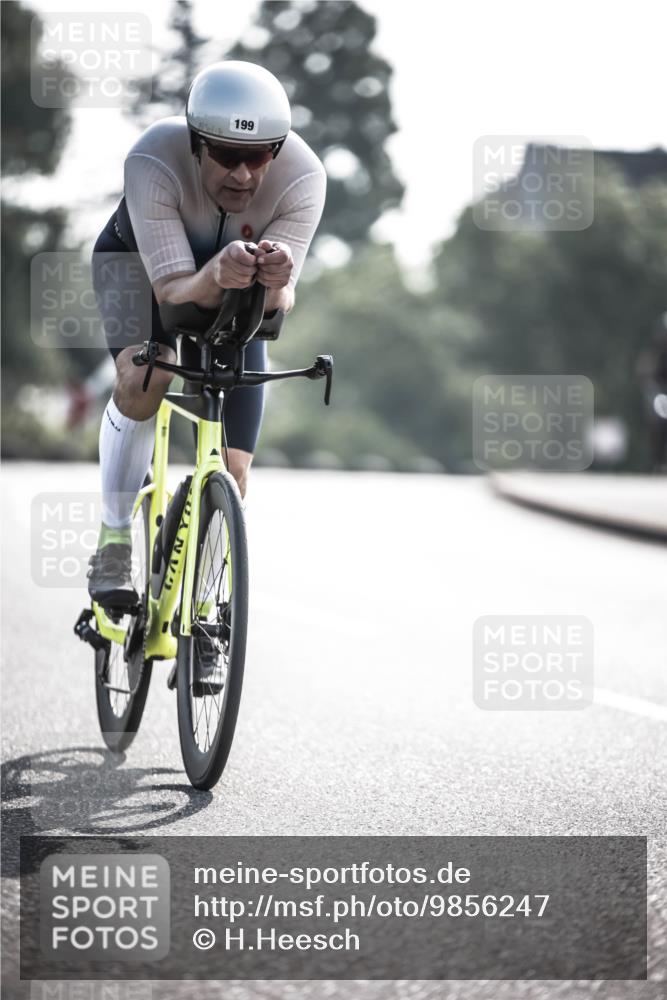 21.06.2026 - 29. Vierlanden-Triathlon H.Heesch http://msf.ph/oto/9856247 21.06.2026 08:59:23 Radfahren 139, 199 meine-sportfotos.de