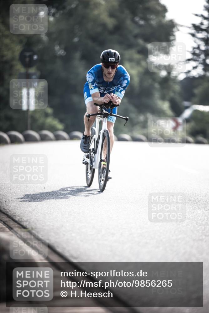 21.06.2026 - 29. Vierlanden-Triathlon H.Heesch http://msf.ph/oto/9856265 21.06.2026 08:59:29 Radfahren 139 meine-sportfotos.de