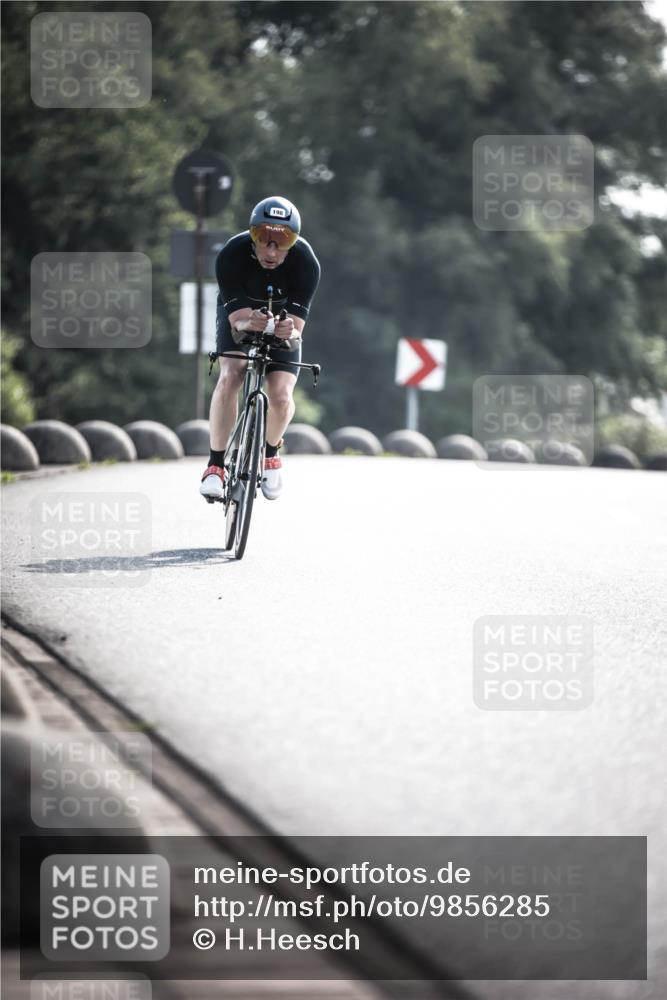 21.06.2026 - 29. Vierlanden-Triathlon H.Heesch http://msf.ph/oto/9856285 21.06.2026 08:59:37 Radfahren 198 meine-sportfotos.de