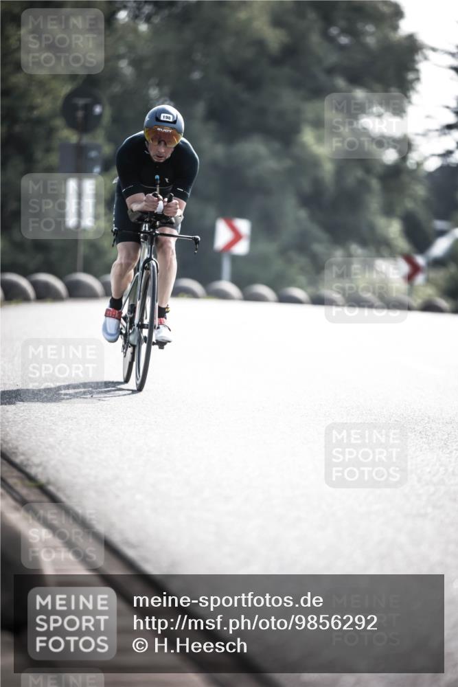 21.06.2026 - 29. Vierlanden-Triathlon H.Heesch http://msf.ph/oto/9856292 21.06.2026 08:59:37 Radfahren 198 meine-sportfotos.de