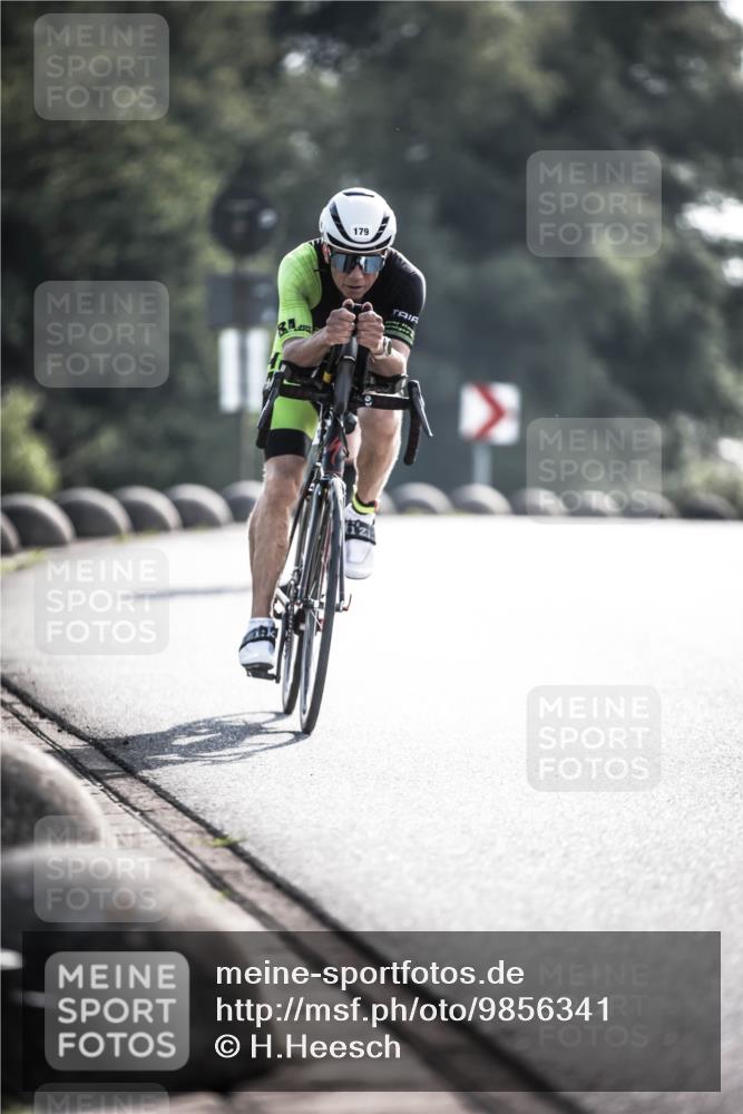 21.06.2026 - 29. Vierlanden-Triathlon H.Heesch http://msf.ph/oto/9856341 21.06.2026 09:00:16 Radfahren 163, 179, 180 meine-sportfotos.de
