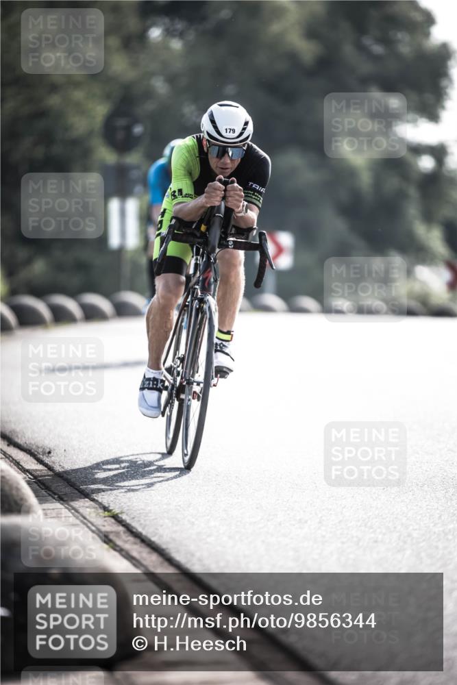 21.06.2026 - 29. Vierlanden-Triathlon H.Heesch http://msf.ph/oto/9856344 21.06.2026 09:00:17 Radfahren 163, 179, 180 meine-sportfotos.de
