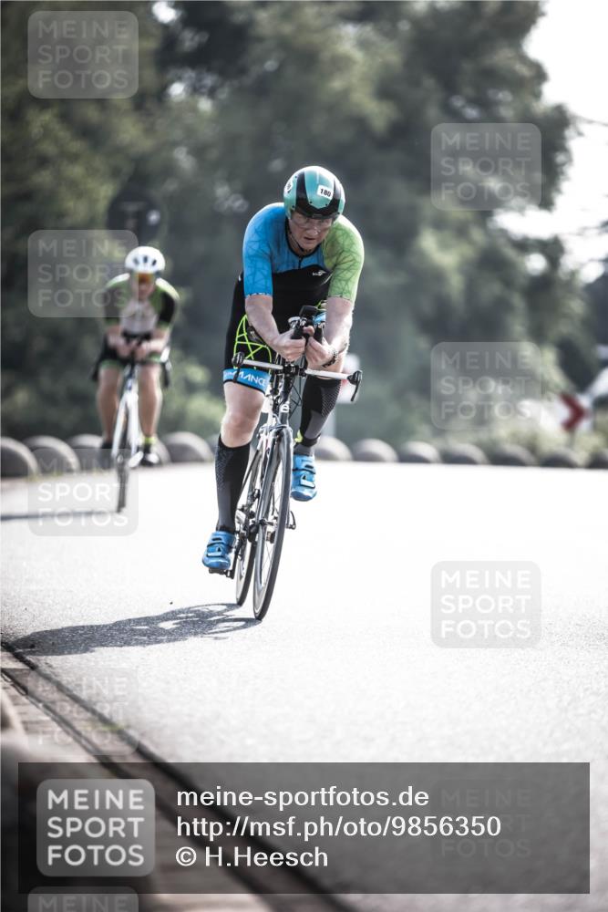 21.06.2026 - 29. Vierlanden-Triathlon H.Heesch http://msf.ph/oto/9856350 21.06.2026 09:00:18 Radfahren 163, 179, 180 meine-sportfotos.de