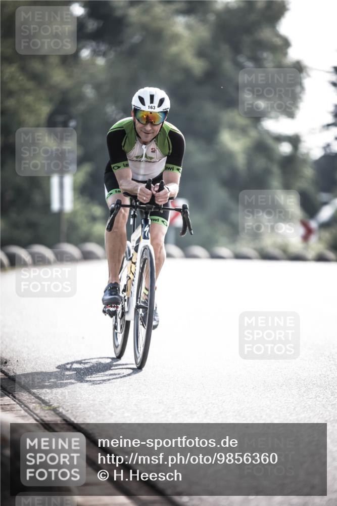 21.06.2026 - 29. Vierlanden-Triathlon H.Heesch http://msf.ph/oto/9856360 21.06.2026 09:00:19 Radfahren 163, 179, 180 meine-sportfotos.de