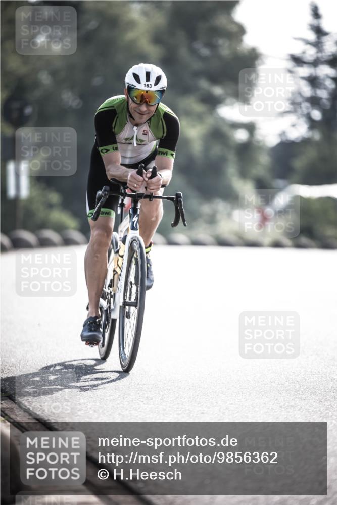21.06.2026 - 29. Vierlanden-Triathlon H.Heesch http://msf.ph/oto/9856362 21.06.2026 09:00:20 Radfahren 163, 179, 180 meine-sportfotos.de