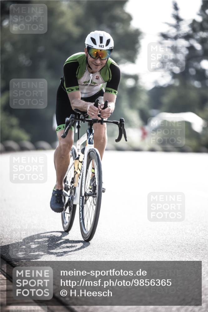 21.06.2026 - 29. Vierlanden-Triathlon H.Heesch http://msf.ph/oto/9856365 21.06.2026 09:00:20 Radfahren 163, 179, 180 meine-sportfotos.de
