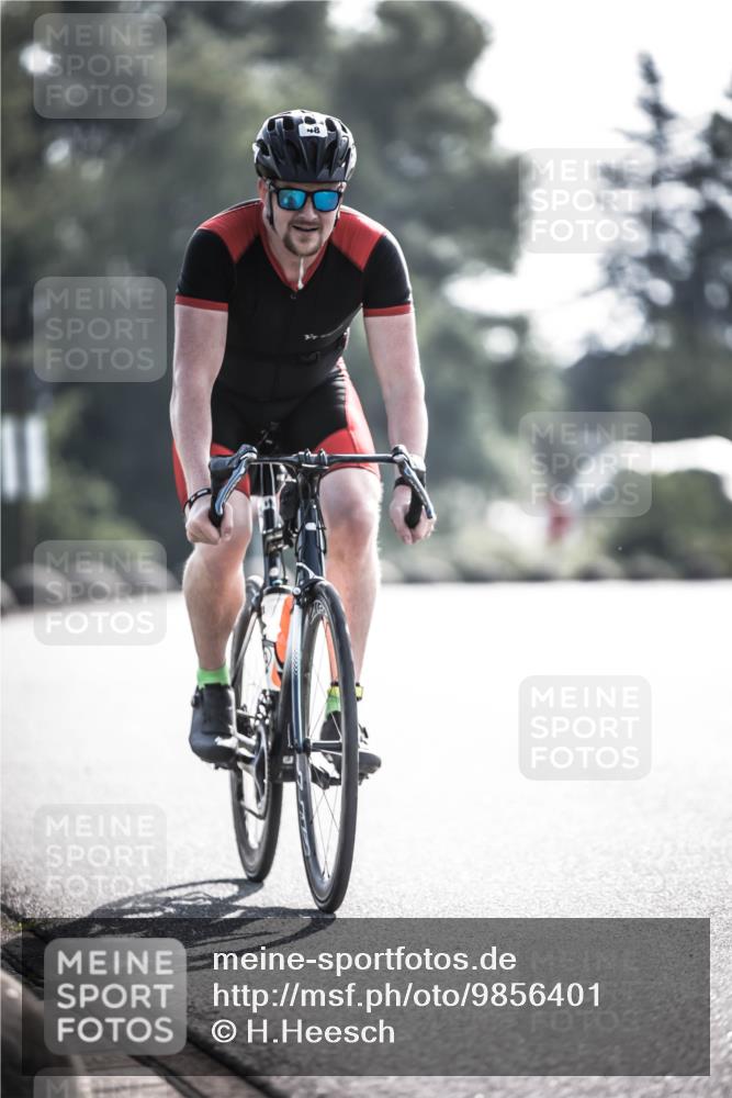 21.06.2026 - 29. Vierlanden-Triathlon H.Heesch http://msf.ph/oto/9856401 21.06.2026 09:00:38 Radfahren 48, 156 meine-sportfotos.de