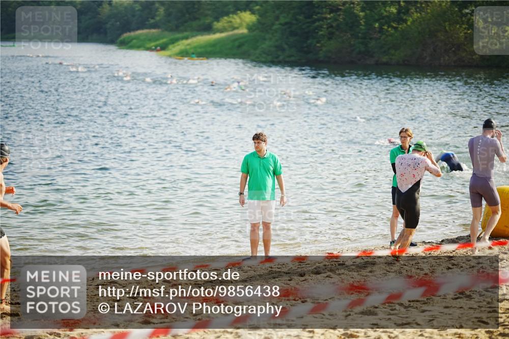 21.06.2026 - 29. Vierlanden-Triathlon LAZAROV Photography http://msf.ph/oto/9856438 21.06.2026 08:10:38 Schwimmen  meine-sportfotos.de