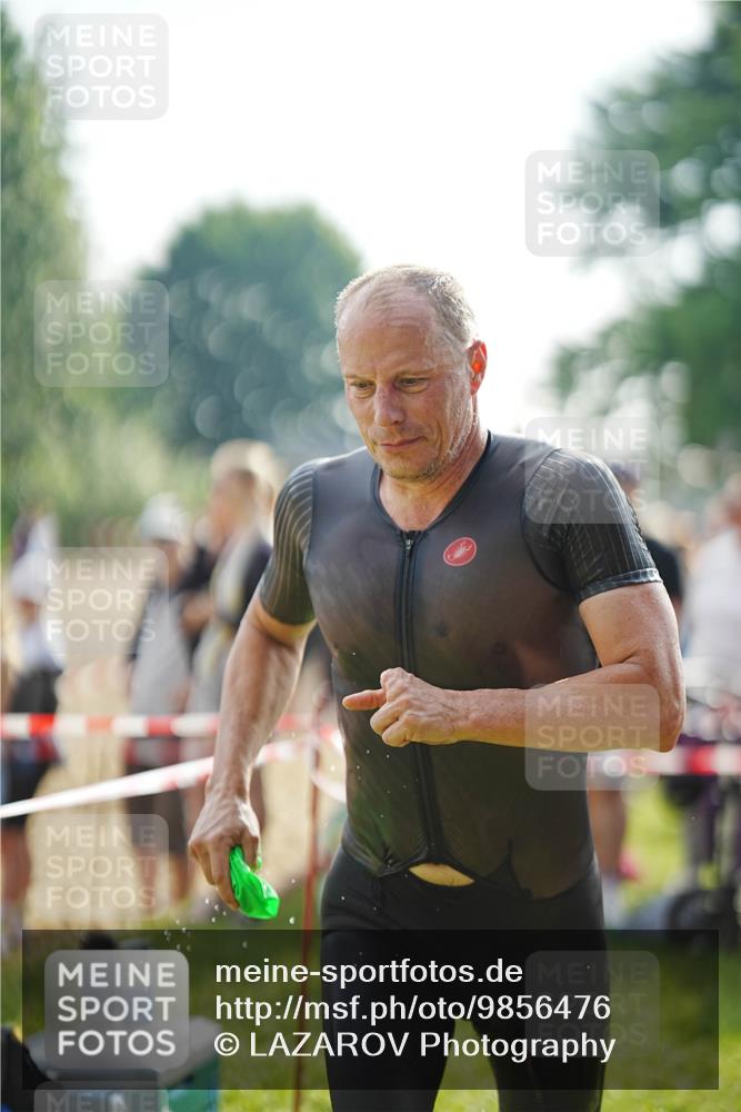 21.06.2026 - 29. Vierlanden-Triathlon LAZAROV Photography http://msf.ph/oto/9856476 21.06.2026 08:35:14 Schwimmen 216 meine-sportfotos.de