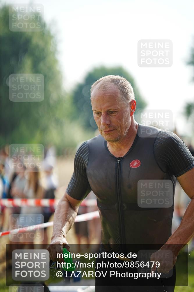 21.06.2026 - 29. Vierlanden-Triathlon LAZAROV Photography http://msf.ph/oto/9856479 21.06.2026 08:35:14 Schwimmen 216 meine-sportfotos.de