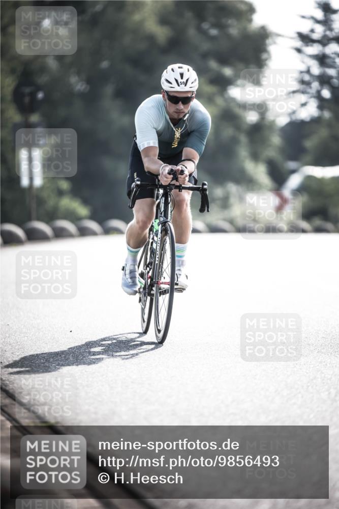 21.06.2026 - 29. Vierlanden-Triathlon H.Heesch http://msf.ph/oto/9856493 21.06.2026 09:01:11 Radfahren 59 meine-sportfotos.de