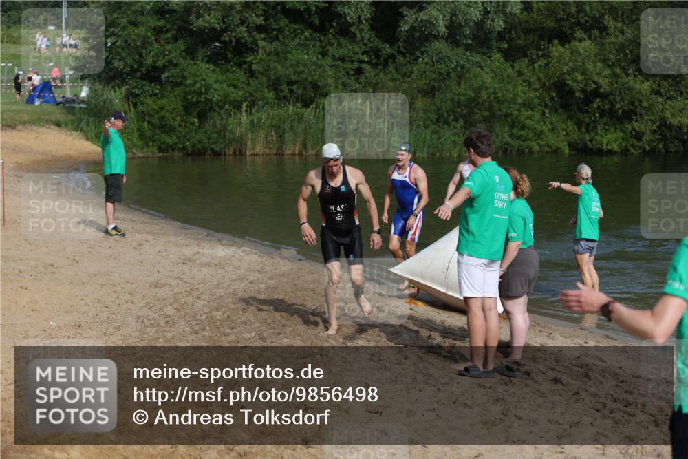 21.06.2026 - 29. Vierlanden-Triathlon Andreas Tolksdorf http://msf.ph/oto/9856498 21.06.2026 08:58:13 Schwimmen 8, 158 meine-sportfotos.de