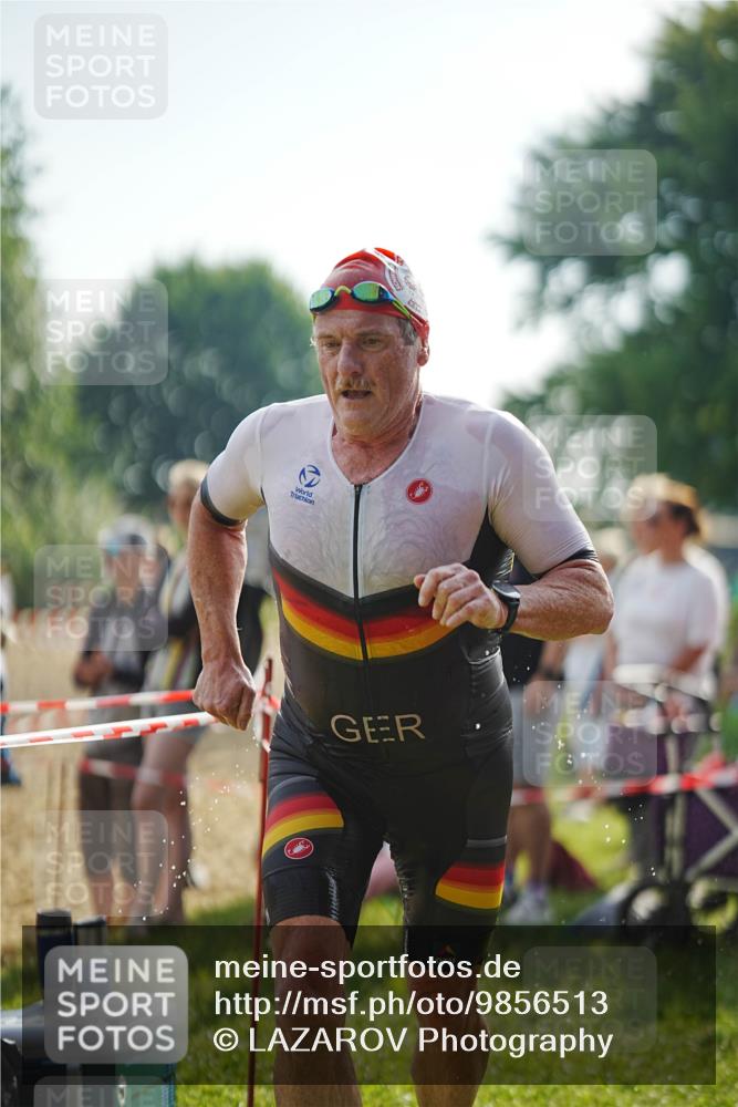 21.06.2026 - 29. Vierlanden-Triathlon LAZAROV Photography http://msf.ph/oto/9856513 21.06.2026 08:36:51 Schwimmen 207, 211 meine-sportfotos.de