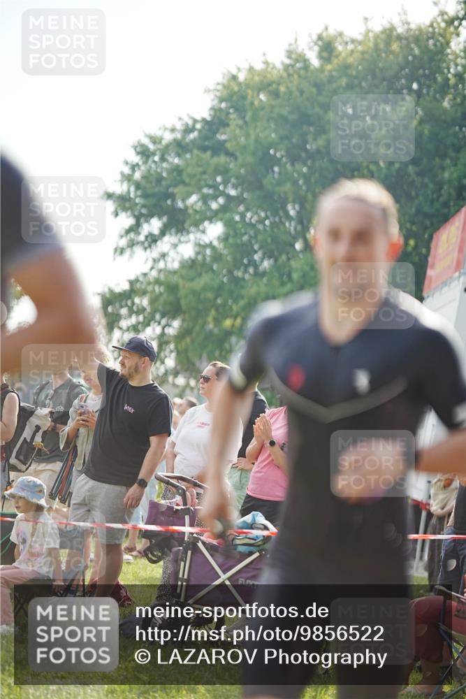 21.06.2026 - 29. Vierlanden-Triathlon LAZAROV Photography http://msf.ph/oto/9856522 21.06.2026 08:37:10 Schwimmen 24, 30, 63 meine-sportfotos.de