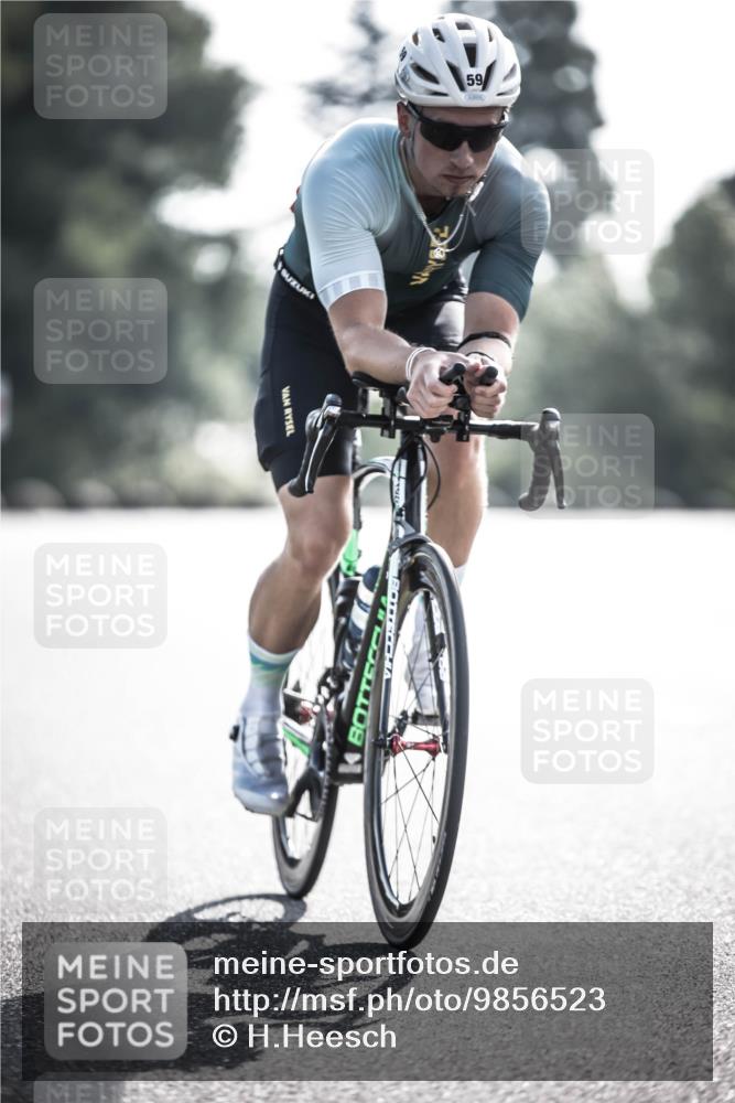 21.06.2026 - 29. Vierlanden-Triathlon H.Heesch http://msf.ph/oto/9856523 21.06.2026 09:01:11 Radfahren 59 meine-sportfotos.de