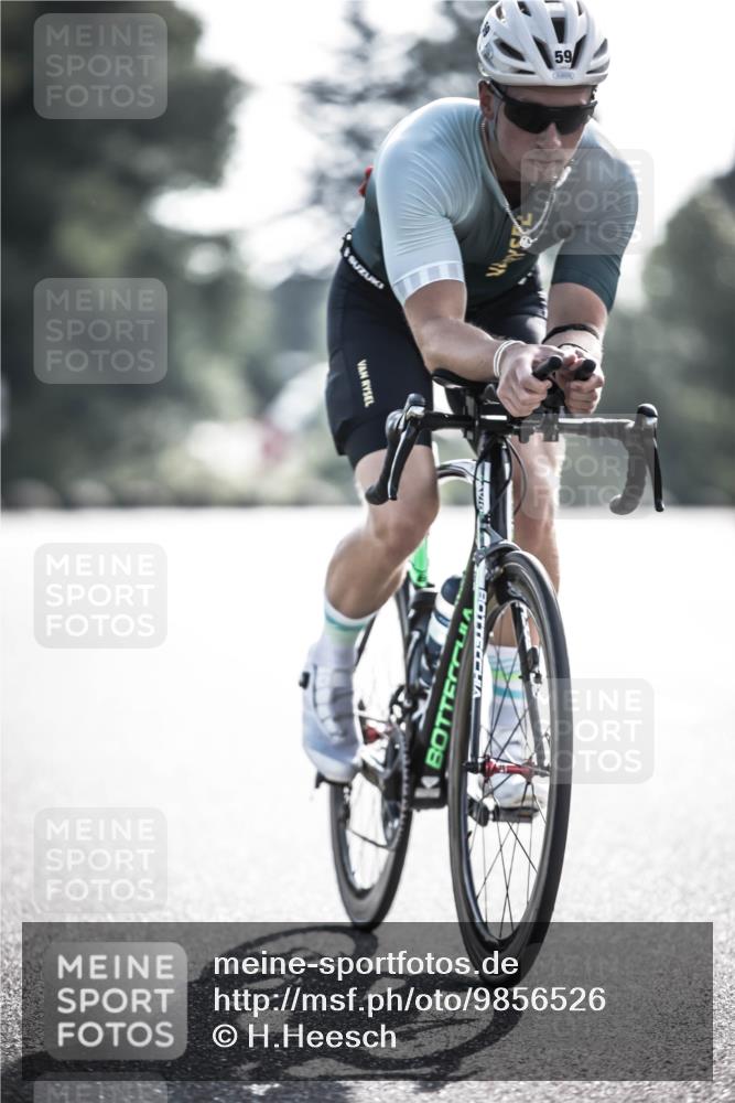 21.06.2026 - 29. Vierlanden-Triathlon H.Heesch http://msf.ph/oto/9856526 21.06.2026 09:01:11 Radfahren 59 meine-sportfotos.de