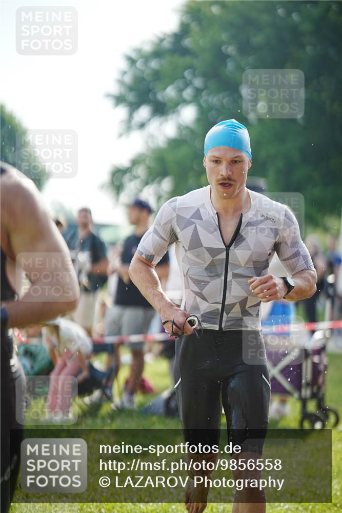 21.06.2026 - 29. Vierlanden-Triathlon LAZAROV Photography http://msf.ph/oto/9856558 21.06.2026 08:37:34 Schwimmen 31, 46, 107, 127 meine-sportfotos.de