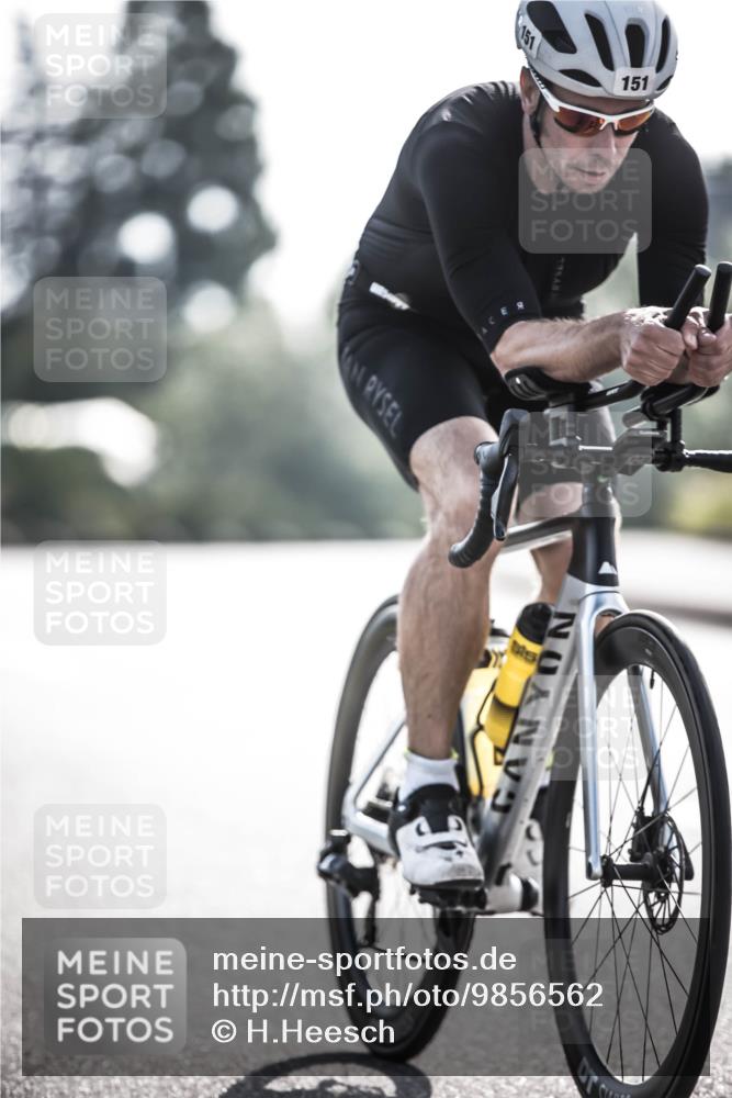 21.06.2026 - 29. Vierlanden-Triathlon H.Heesch http://msf.ph/oto/9856562 21.06.2026 09:01:26 Radfahren 80, 101, 151 meine-sportfotos.de