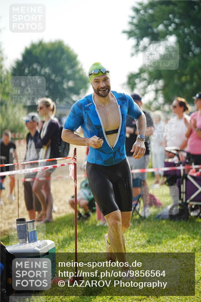 21.06.2026 - 29. Vierlanden-Triathlon LAZAROV Photography http://msf.ph/oto/9856564 21.06.2026 08:37:45 Schwimmen 36 meine-sportfotos.de